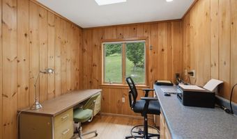 405 Old W Rd, Arlington, VT 05250