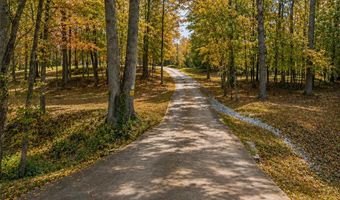 10514 E Brainerd Rd, Apison, TN 37302