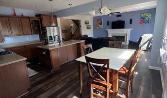 6121 Pine Bluff Dr, Avon, IN 46123