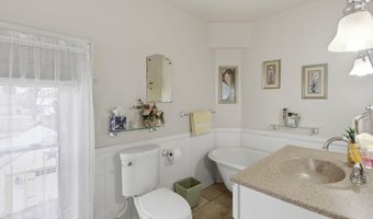 312 Perry St, Albion, MI 49224