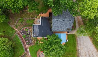 6475 Radford Rd, Athens, OH 45701