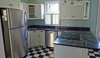 67 Hall Ave, Newport, RI 02840