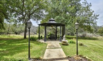 1810 Burr Oak, Adkins, TX 78101