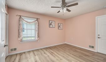 98 Pine Oak Blvd, Barnegat, NJ 08005