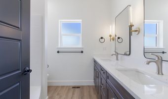 207 W First St, Carey, ID 83320