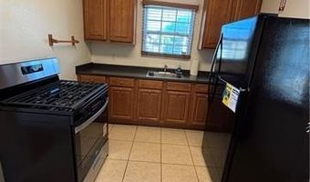 815 LEBEAU St, Arabi, LA 70032