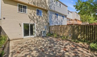 4626 BRENTLEIGH Ct, Annandale, VA 22003