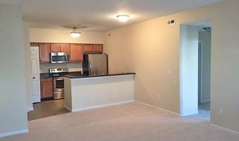 926 W Summerfield Glen Cir, Ann Arbor, MI 48103