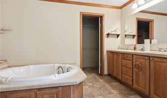5809 NW 18TH Ter, Bell, FL 32619