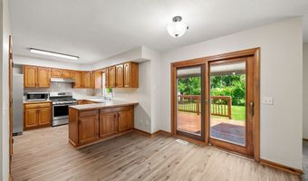 2805 NW Park Ln, Ankeny, IA 50023