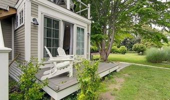 23 Warren Ave 1, Middletown, RI 02842