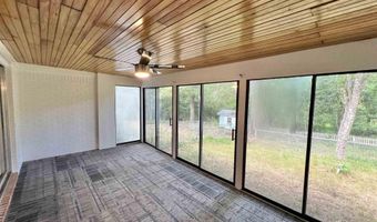 1838 Dogwood Dr, Atmore, AL 36502
