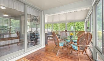 150 Marlow St, Cranston, RI 02920