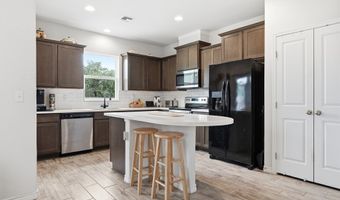 1924 Shellbank Ave, Aransas Pass, TX 78336