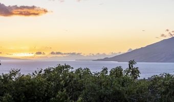 561 Kaleo Pl, Kihei, HI 96753