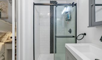 137 Florence Rd 1A, Branford, CT 06405