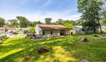 50 Dogwood Ln, Bristol, CT 06010