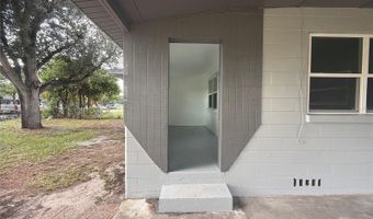 309 1ST St, Auburndale, FL 33823
