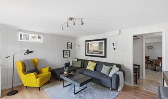 3141 CLAYBORNE Ave, Alexandria, VA 22306