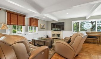 7 Hallin Ct, Alton, NH 03810