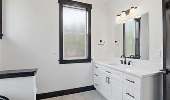 10245 E Bunco Rd, Athol, ID 83801