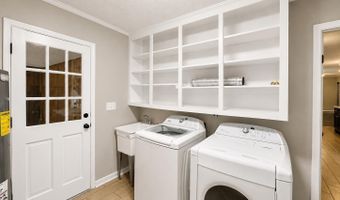 3912 LEE Dr, Anniston, AL 36207