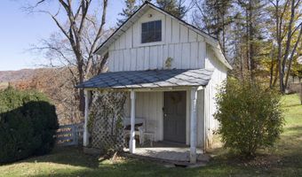 532 Spring St, Alderson, WV 24910