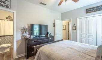 337 21st Ave, Apalachicola, FL 32320