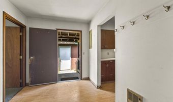 206 E 2nd Ave, Clark Fork, ID 83811