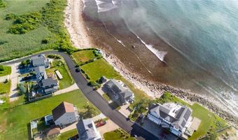 10 Calef Ave, Narragansett, RI 02882