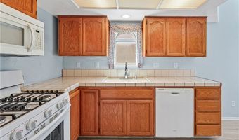19192 Garcelon Ct, Apple Valley, CA 92308