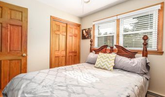 46 Jeanette Rd, Danbury, CT 06811