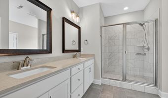 24536 Beacon Cir, Athens, AL 35613