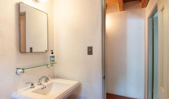 929 AVENIDA ESTRELLITA NE, Albuquerque, NM 87110