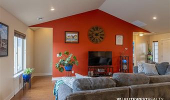 2953 E Ave, Cody, WY 82414