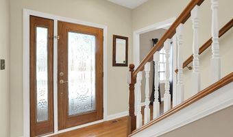 7603 Shannon Lakes Way, Indianapolis, IN 46217