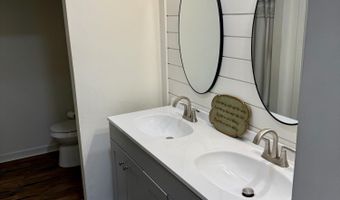 124 Sara Dr, Brandon, MS 39042