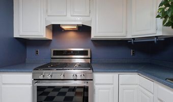 16 Crooked Spring Rd, Billerica, MA 01862
