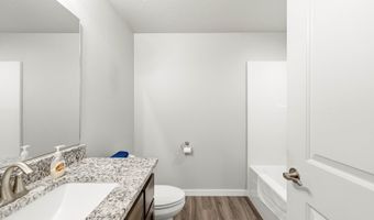 860 1ST St SE, Bandon, OR 97411