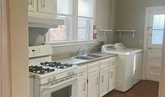 9 Sherman St 1L, Newport, RI 02840