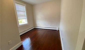 14 S Baptist St, Newport, RI 02840