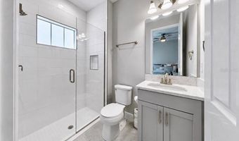 6364 ROADSTEAD Ct, Apollo Beach, FL 33572