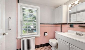 16 Elm Ave, East Providence, RI 02916