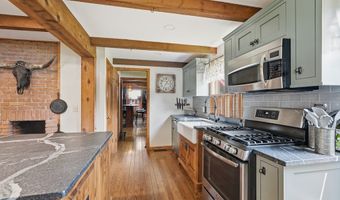 1362 Hillcrest Dr, Ashland, OH 44805