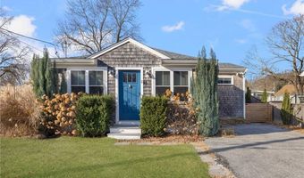 22 Walsh Ave, Barrington, RI 02806