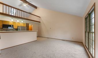 1707 W Hampton Dr, Austintown, OH 44515