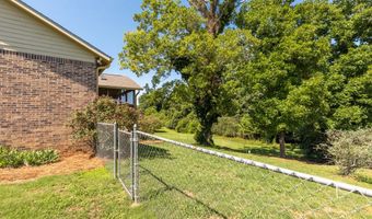 106 Lynnview Dr, Americus, GA 31709