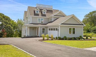 15 Damia Dr, Danbury, CT 06811