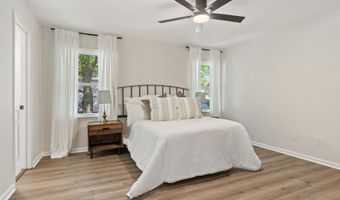 1433 QUEEN ANNE Cir, Alabaster, AL 35007