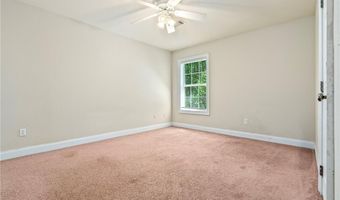 807 W LONGLEAF Dr 15, Auburn, AL 36832